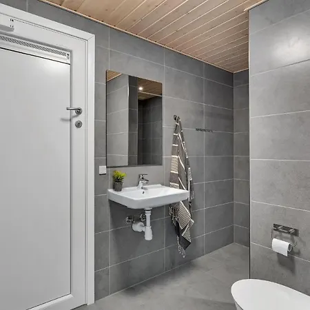Amazing In With Sauna *